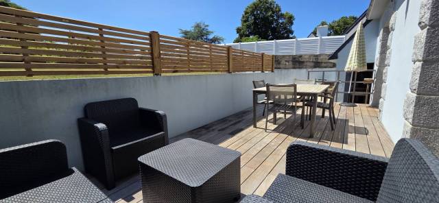 REF 755 - Belle Maison Lumineuse avec jardin clos au centre de Nevez - 500m des commerces