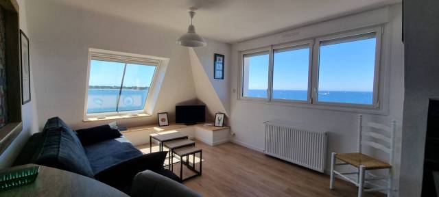 REF 330 - Bel Appartement ensoleill� en plein centre de Concarneau - Superbe vue sur toute la baie