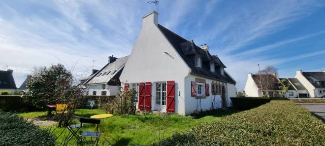 REF 458 - Jolie maison de plain-pied avec jardin clos denviron 300m proche de toutes les commodits de Concarneau