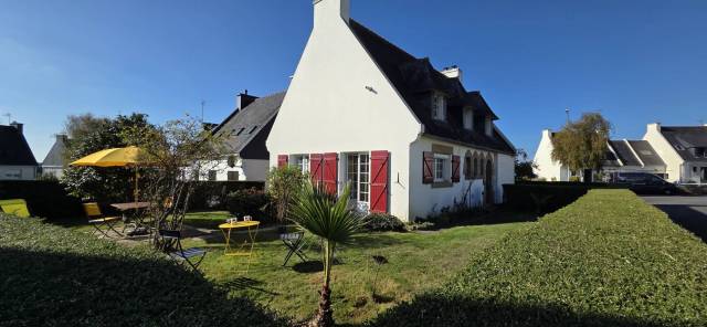 REF 458 - Jolie maison de plain-pied avec jardin clos denviron 300m proche de toutes les commodits de Concarneau