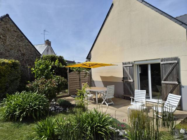 REF 680 - Belle Maison r�nov�e avec Jardin clos � Concarneau